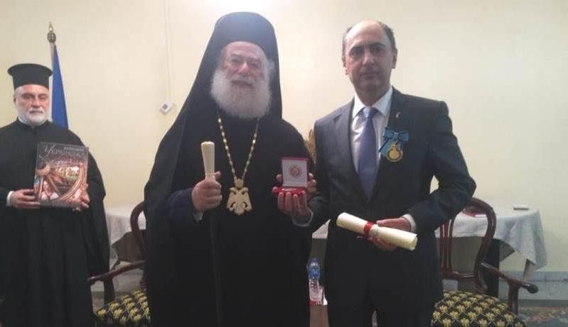 28/03/2019 Ο Πατρ.Αλεξανδρείας παρασημοφόρησε τον Πρέσβη της Ουκρανίας στην Αίγυπτο Πατριαρχεία / Πατριαρχείο Αλεξανδρείας Ο Πάπας και Πατριάρχης Αλεξανδρείας Πάσης Αφρικής κ.