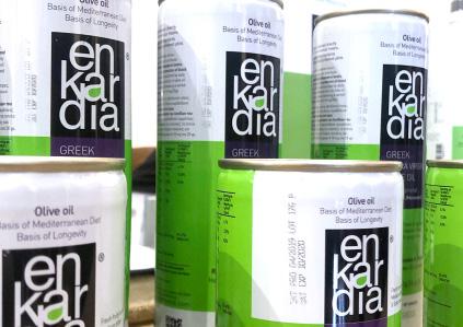 PREMIUM EXTRA VIRGIN OLIVE OIL Ένα μονοποικιλιακό εξαιρετικό παρθένο ελαιόλαδο, χαμηλής οξύτητας (0,35%) με τρείς ισχυρισμούς υγείας.