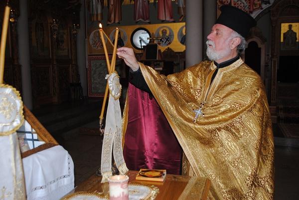ποιμαντικές της ευθύνες αμέσως μετά επομένη εκλογών χρησιμοποίησε το πιο «βαρύ της όπλο», προσευχή προς τον Κύριο της Ιστορίας, για να στηρίξει τον αγώνα της πατρίδας σ τρέχουσα δυσμενή συγκυρία.