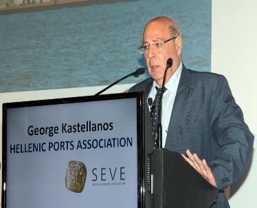 Γεώργιος Ξηραδάκης, τόνισε ότι η γεωστρατηγική θέση της Ελλάδας μεταξύ Ευρώπης, Ασίας και Αφρικής, δύναται να καταστήσει τη χώρα μας πόλο έλξης των εταιριών logistics, καθώς «τα σύγχρονα λιμάνια δεν
