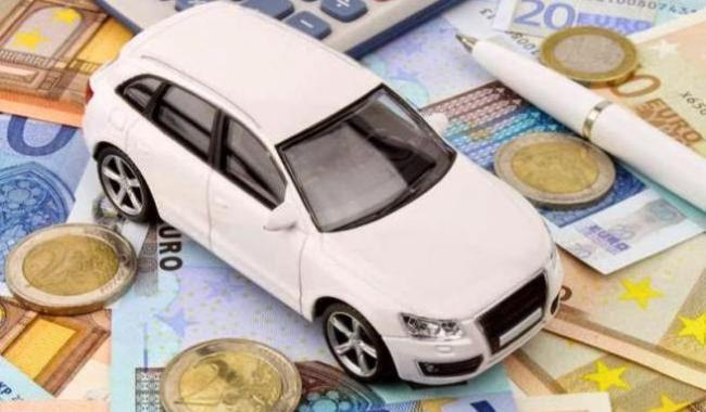 απαλλαγής από τέλη κυκλοφορίας στο πρόσωπο που ορίζεται επίτροπος ή στο έτερο πρόσωπο που δύναται να ασκεί τη γονική μέριμνα και έως την ενηλικίωση του αναπήρου.