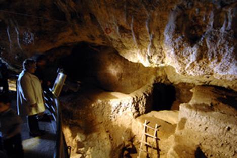 000-25.000) Σπήλαιο Θεόπετρας Τρικάλων 44.330 π.χ.