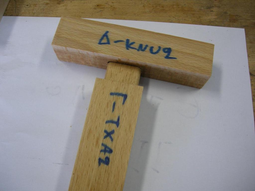 Γ Γ Εικ. 9.