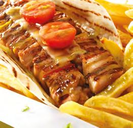 ΣΠΕΣΙΑΛΙΤΕ SPECIALITIES ΗΠΕΙΡΟΣ Μαριναρισμένο φιλέτο κοτόπουλο κομμένο ζουλιέν το οποίο σερβίρεται με τη δική μας ελληνική σάλτσα Ήπειρος με μικρές χυλοπίτες, τριμμένο τυρί και ντοματίνι.