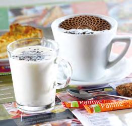Ζεστό ρόφημα από palmieccino βανίλιας, palmieccino ντεκαφεϊνέ (με γεύση από μόκα και κακάο) και φρέσκο γάλα. Γαρνίρεται με τριμμένο μπισκότο.