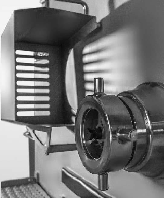 The entire machine is made of stainless steel, the cutting worm, feeding worm and the worm barrel are all stainless steel.