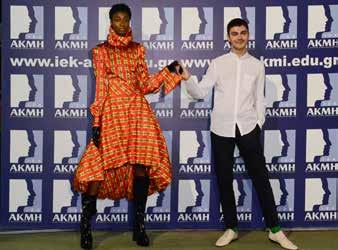 To URBAN NOMADS FASHION SHOW 2019 διοργανώθηκε με την υποστήριξη της SWAROVSKI PROFESSIONAL, καθώς στο