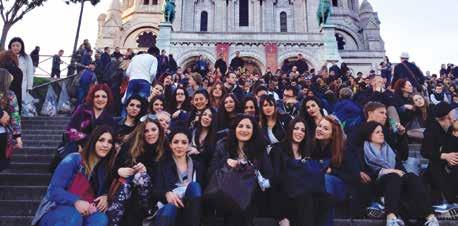 Οι σπουδαστές του Εκπαιδευτικού Οµίλου ΑΚΜΗ παρακολουθούν µεγάλα gala και διασκεδάζουν στηv Disneyland....µε τον παγκοσµίου φήµης σχεδιαστή ELIE SAAB.