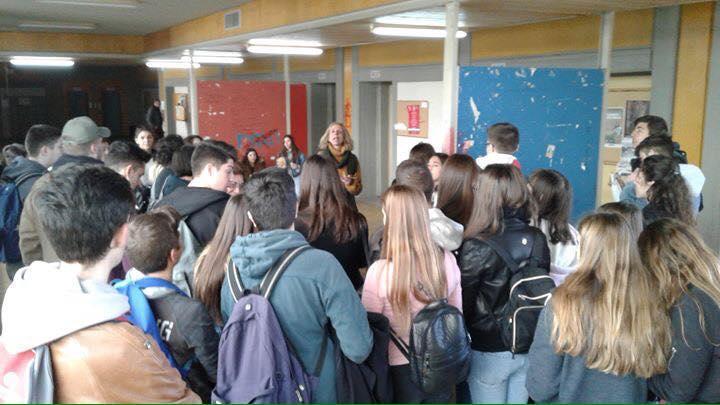 Οι μαθητές συμμετείχαν σε δράσεις που σχεδιάστηκαν ειδικά για την περίσταση από την Ίλια Λακίδου (ΕΔΙΠ), όπου συνεργάστηκαν φοιτητές του Τμήματος.