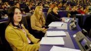 θση.13.8 To Δπξσπατθό Θνηλνβνύιην νξγαλώλεη θάζε ρξόλν ην Δπξσπατθό Θνηλνβνύιην Λέσλ. Μπνξείηε λα ελεκεξσζείηε γηα ην πξφγξακκα απφ ην Ίδξπκα Μαξαγθνπνχινπ ή ηελ ΔΔ (www.europarl.