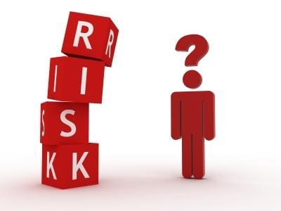 HCM: Risk Modifiers CMR: LGE >15% Ηλικία Σημαντική