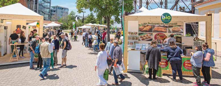 BIO VISITORS To Βio Festival απευθύνεται τόσο στους καταναλωτές (b2c), όσο και στους ιδιοκτήτες και τα στελέχη των επιχειρήσεων του κλάδου (b2b), για τους οποίους η είσοδος θα είναι δωρεάν και θα