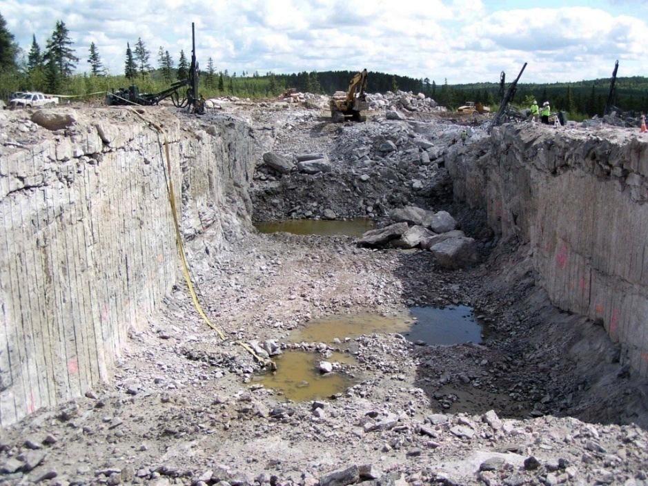 Far Site & Building Barite (BaSO4) Concrete planks Excavated