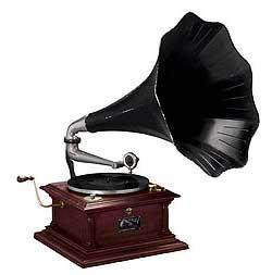 Ψηφιακή Ηχογράφηση Πρώτη αναλογική ηχογράφηση (Edison, 19 ος αιώνας) Φωνογράφος Αποθηκεύει τον ήχο ως διακυμάνσεις του βάθους αυλακώσεων, δημιουργώντας «κορυφές» και «κοιλιές» επάνω σε έναν κύλινδρο,