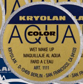 Δεν χρειάζεται πουδράρισμα Για εξαιρετικές συνθήκες συνιστάται η χρήση σταθεροποιητικών σπρέι. Το Aquacolor παραμένει σταθερό επί μεγάλο χρονικό διάστημα χωρίς να λεκιάζει.