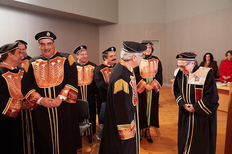 στον τομέα του σχεδιασμού συστημάτων και της επεξεργασίας σήματος.