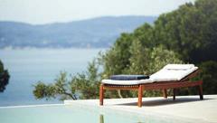 Το ELIVI Xenia Hotel, το ELIVI Nest Rooms, Villas & Suites και το ELIVI Grace Suites γίνονται συνώνυµα της προσφοράς προς τον επισκέπτη που επιθυµεί να απολαύσει διακοπές 5 αστέρων στη Σκιάθο.