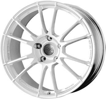 OZ Ultraleggera ** 8 x 18 27 5x108 34 5x120* 35 5x100~/5x112*/5x114.3* 38 5x108~/5x110~ 40 5x120~ * 48 5x100#/5x114.3# 50 5x110~/5x114.3 55 5x108 (nur weiss & schwarz) 9 x 18 35 5x114.
