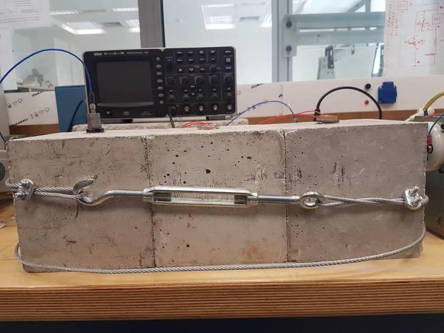 3.4. Εντοπισμός βλάβης σε δοκίμιο σκυροδέματος από τον τρόπο απόσβεσης της ταλάντωσης Τα στοιχεία από σκυρόδεμα υποθέτουν γραμμική συμπεριφορά.