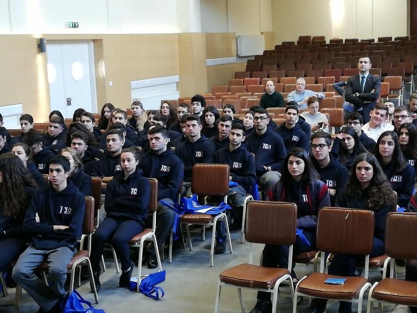 Στο Σπίτι της ΕΕ στη Λευκωσία φιλοξενήθηκαν 43 ομάδες νέων και 40 ενημερωτικές διαλέξεις έλαβαν χώρα επί τόπου σε σχολεία όλων των επαρχιών της Κύπρου (όπου η Κυπριακή Δημοκρατία ασκεί αποτελεσματικό