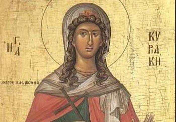 Στις 7 Ιουλίου η Εκκλησία εορτάζει και τιμά την ιερή μνήμη της αγίας μεγαλομάρτυρος Κυριακής. Η αγία Κυριακή είναι από τα ιερά θύματα των τελευταίων αρχαίων διωγμών της Εκκλησίας.