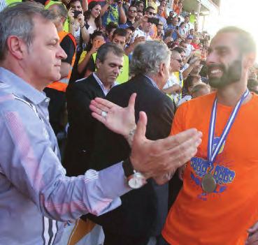 Η εξέλιξη αυτή δεν ευνοεί τον ΑΠΟΕΛ, αφού αν η Στεάουα πάρει ένα βαθμό