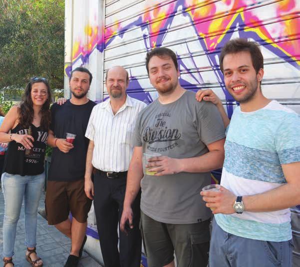 εκπαιδευση Το ερευνητικό έργο του Τµήµατος κερδίζει το ενδιαφέρον συνεδρίων δηµιουργώντας συνθήκες για έναρξη διδακτορικού