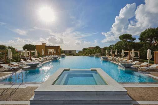 THE WESTIN RESORT COSTA NAVARINO 5* DELUXE Απόλυτη χαλάρωση και ανανέωση στη Μεσσηνιακή φύση Με υπέροχη θέα στα καταγάλανα νερά του Ιονίου και άμεση πρόσβαση στην αμμώδη παραλία The Dunes Beach, το