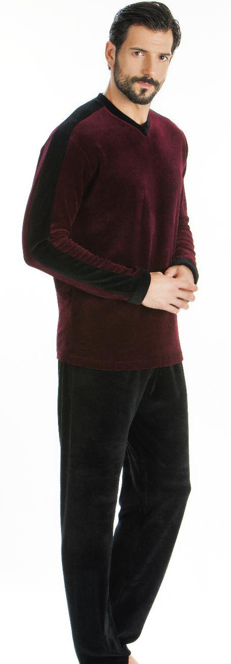 38 men s PYJAmAs 70669: Color > 070 ΜΑΥΡΟ-ΠΕΤΡΟΛ/BLACK-PETROL 080 ΜΑΡΙΝ- ΚΑΦΕ/NAVY-BROWN Size M-XXL Comp>80% COTTON-20 PES VELVET 70668: Color > 032 CAMEL, 100 ΜΑΡΙΝ-COBALT/NAVY-COBALT, 680