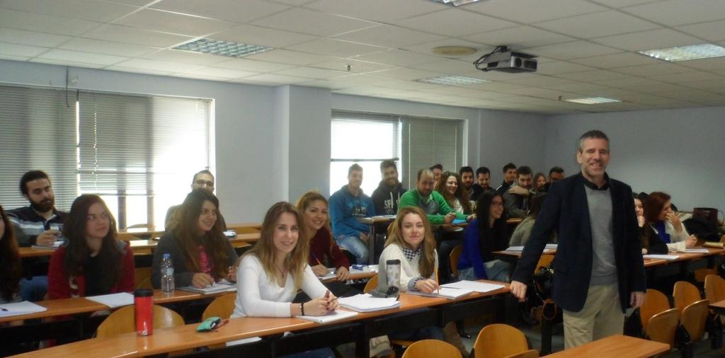 Έρευνες, ατομικές ή ομαδικές, σε προβλήματα που αντιμετωπίζουν Ελληνικές επιχειρήσεις, προκειμένου να εξοικειωθούν οι φοιτητές με τον Ελληνικό επιχειρηματικό χώρο, να καλλιεργηθεί σε αυτούς ένα