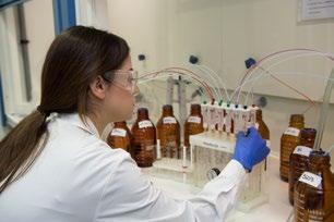 Έκθεση Βιώσιμης Ανάπτυξης 2018 107 GRI 103-3, GRI 416-2, ΔΕΙΚΤΗΣ ΕΥΔΑΠ Πώς αξιολογούμε την προσέγγισή μας; Πιστοποιήσεις Τα Χημικά Εργαστήρια Γαλατσίου και Αχαρνών, καθώς και το Μικροβιολογικό