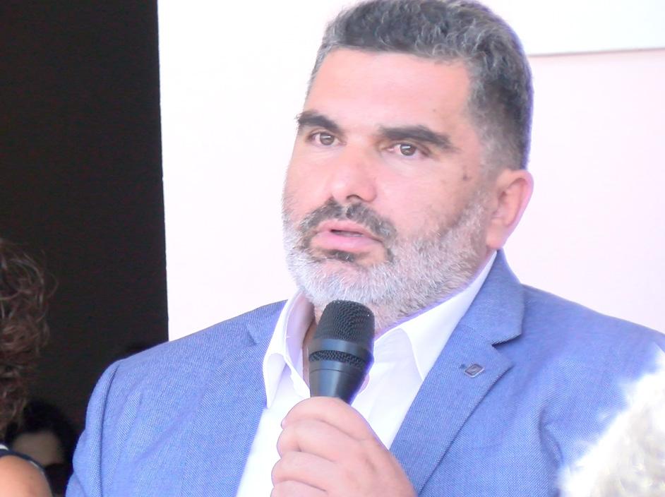 θέλω να αφιερώσω αυτή τη στιγμή σε αυτούς τους ανθρώπους γιατί σε αυτούς οφείλουμε την δημοκρατία που έχουμε σήμερα. Οφείλουμε όλοι να ασχοληθούμε με τα προβλήματα των πολιτών και των χωριών μας.
