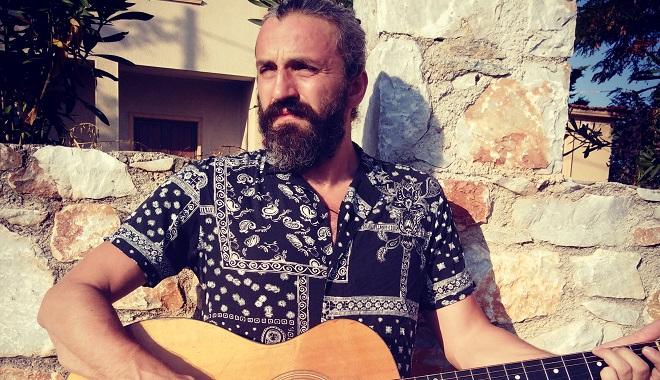 27 Αυγούστου 2019 Λεωνίδας Μπαλάφας «Ο αληθινός χριστιανός ξέρει να συγχωρεί» Πολιτισμός / Μουσική Θάνος Μαντζάνας Μπορεί να μάθαμε τον Λεωνίδα Μπαλάφα το 06 από το τηλεοπτικό talent show «Fame