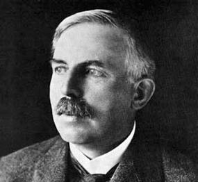 Ο ΠΥΡΗΝΑΣ Ο πυρήνας ανακαλύφθηκε το 1911 από τον Ernest Rutherford Ο πυρήνας ανακαλύφθηκε το 1911 από τον Ernest Rutherford.