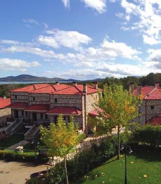 το κοσμοπολίτικο Λουτράκι. Κ Spa: Στο πλήρως εξοπλισμένο Κ SPA θα βρείτε (με έξτρα χρέωση) μεγάλη ποικιλία από θεραπείες σώματος και προσώπου, μασάζ και ολιστικές θεραπείες.