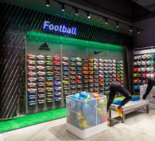 70 ΓΙΑ ΤΗΝ ΑΓΟΡΑ H Εμπορική Διεύθυνση της INTERSPORT και της The Athlete s Foot, η οποία έχει και την ευθύνη για τη συμμόρφωση των προϊόντων των καταστημάτων INTERSPORT και The Athlete s Foot,