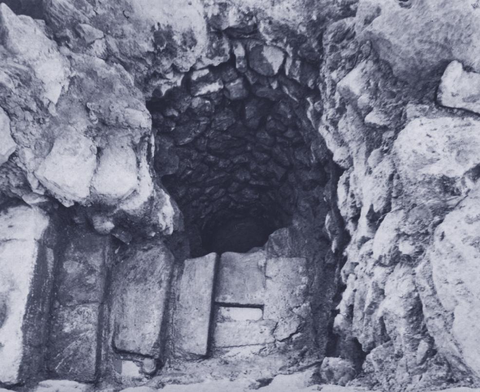 Μ ΙΝΩΙ ΚΗ ΑΡΧΑΙ ΟΛΟ Γ Ι Α 13 12 Κάτοψη του Πηγαδιού 576 (με μπλε χρώμα) στο Παλαίκαστρο (Sackett / MacGillivray / Driessen 2007, εικ. 1.3).