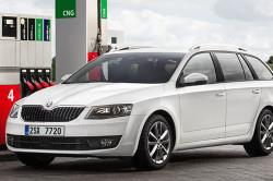 Octavia G-TEC bi-fuel 1476 : CO2 CO2 / : (kw / hp) 81/110 : (cc) 1400 Euro 5 : 79 g/km : 105 g/km : 35 kg (36 Octavia G-TEC bi-fuel Price to fill tank: 1476 Euro Range: 1330 km (410 on CNG & 920 on