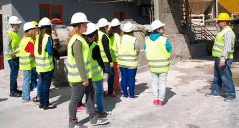 πολίτης ΤΙΤΑΝ Πρόγραμμα Επιχειρηματικότητας των Νέων Το Πρόγραμμα Επιχειρηματικότητας των Νέων αποτελεί μια πρωτοποριακή για την Ελλάδα πρωτοβουλία του Σωματείου «Επιχειρηματικότητας Νέων / Junior