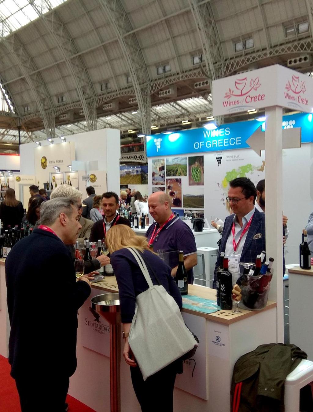Η LWF είναι η Μεγαλύτερη και Σημαντικότερη επαγγελματική έκθεση κρασιού στο Ηνωμένο Βασίλειο Πάνω από 13.000 wine trade visitors για το 2019 14.