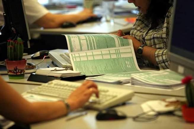 κατοίκων εξωτερικού φορολογούνται στην Ελλάδα και έχουν υποχρέωση για υποβολή δήλωσης μόνο για τα εισοδήματα που προκύπτουν στη χώρα μας.