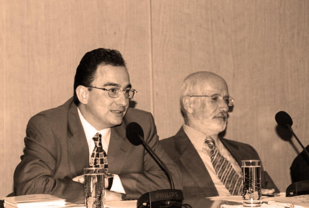 Οαμεπιρςήμιξ La Sapienza ςῆπ Πόμηπ (2001) 30.