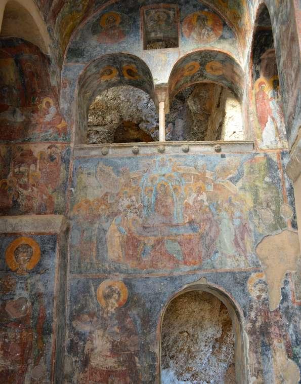 Στην παρούσα εργασία έγινε μια προσπάθεια να τονιστεί μία πτυχή της ιστορίας της, η οποία συνήθως διαφεύγει σε όσους έχουν ασχοληθεί μαζί της: η καταγωγή της από τη