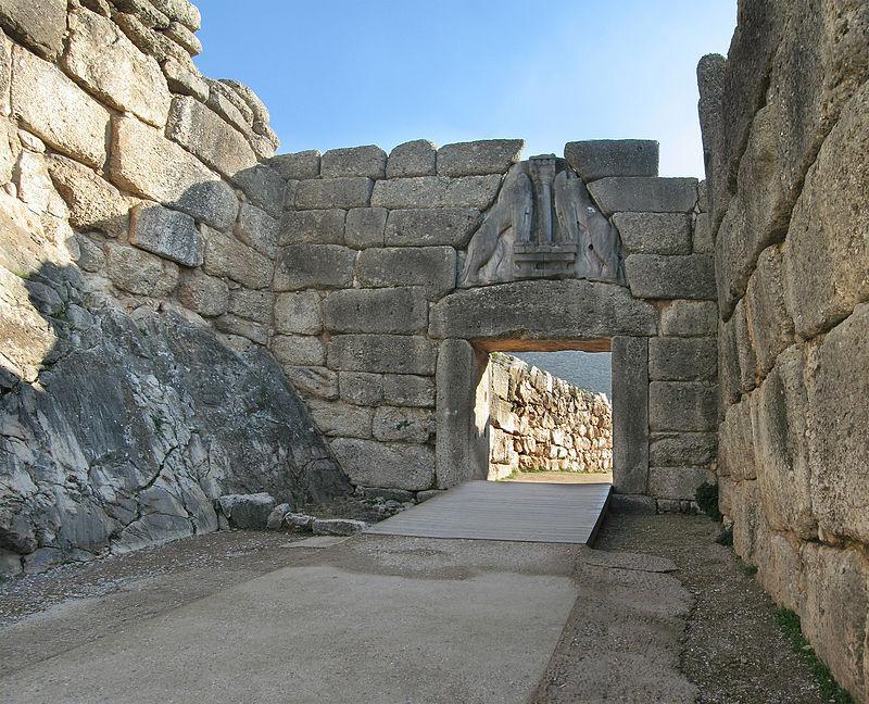 Η Πϑλη των Λεϐντων,
