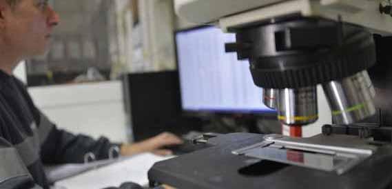 2. Πελατοκεντρική προσέγγιση Η πελατοκεντρική κουλτούρα και φιλοσοφία της ElvalHalcor στηρίζεται στη δημιουργία αξιόπιστων και μακροχρόνιων σχέσεων με τους πελάτες μας Στο επίκεντρο οι πελάτες μας