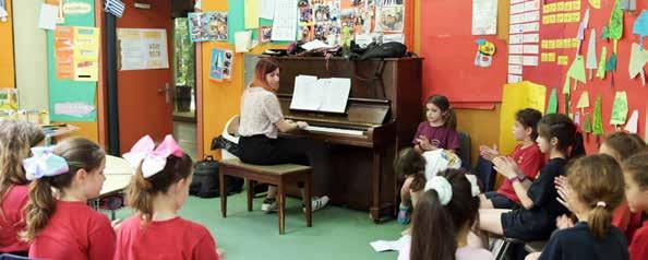 Ωδείο Κολλεγίου Αθηνών Κολλεγίου Ψυχικού Το Ωδείο Κολλεγίου Αθηνών - Κολλεγίου Ψυχικού προσφέρει μουσική παιδεία στους μαθητές του Κολλεγίου, σε μαθητές άλλων σχολείων