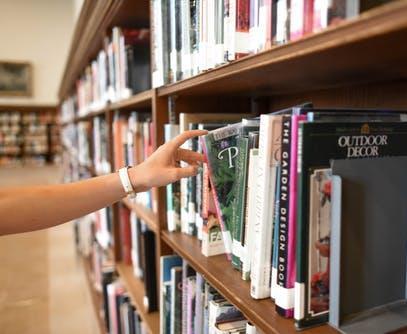 Δικαίωμα δανεισμού υλικού της Βιβλιοθήκης του Πανεπιστημίου Αιγαίου έχουν κατ' αρχήν τα μέλη του Πανεπιστημίου Αιγαίου.