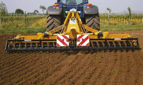 DP 400 450 500 600 Klappbare Kreiseleggen für Traktoren bis max 270PS Gradas rotativas plegables para tractores de hasta 270HP Σβωλοτρίφτες σπαστοί για τρακτέρ έως 270HP 2.50 m.
