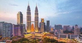 ξενοδοχεία συνδυάζονται άριστα με την απανταχού εντυπωσιακά περιποιημένη βλάστηση και τη βαθιά ριζωμένη μαλαισιανή κουλτούρα. Άφιξη, μεταφορά και τακτοποίηση στο ξενοδοχείο για ξεκούραση.