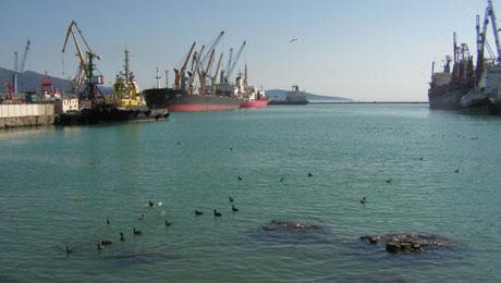 4.1.5 Novorossiysk, Ρωσία Είναι το μεγαλύτερο λιμάνι της Μαύρης Θάλασσας, μια βιομηχανική πόλη που βασίζεται στην παραγωγή χάλυβα και μεταλλικών προϊόντων, αλλά και στη βιομηχανία τροφίμων.